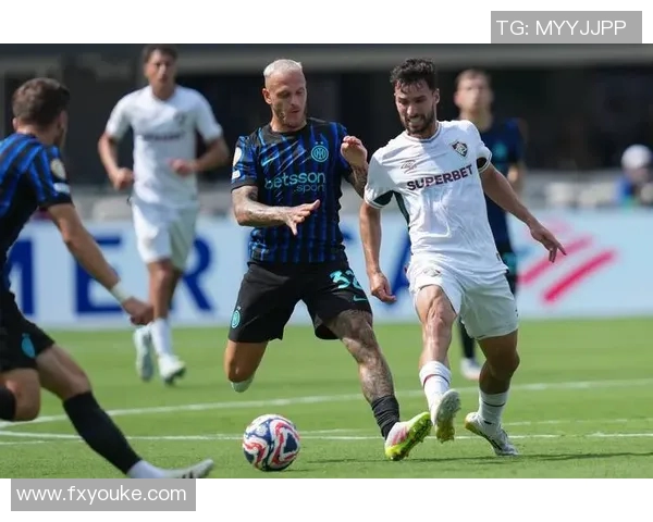 深入解析巴甲球队阵容构成与战术布局的关键因素